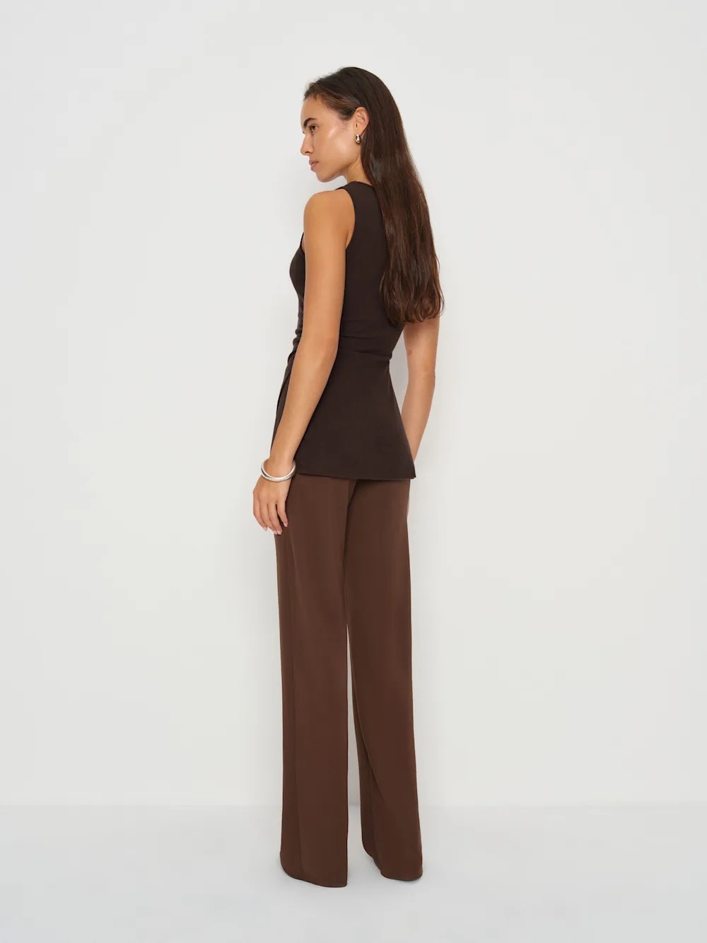 NWT REFORMATION Gale Mid Rise Bias Pant in cafe brown - Picture 4 of 7